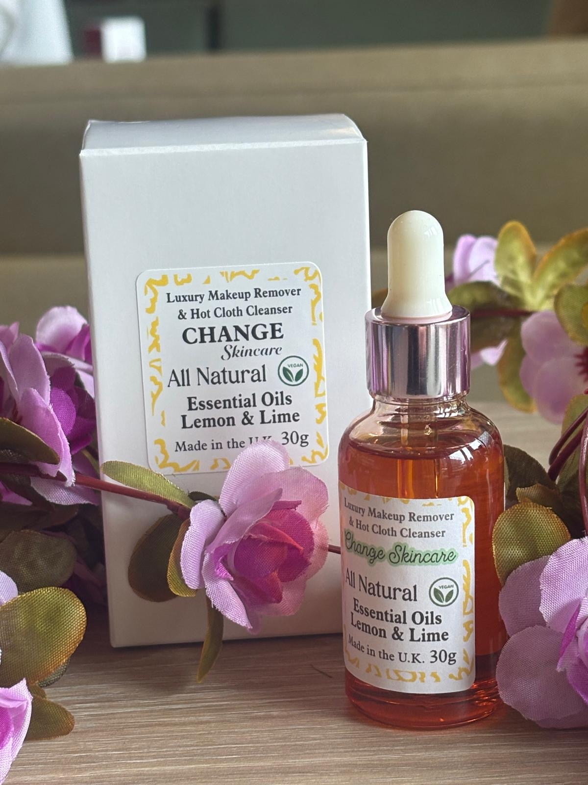 Luxury Hot Cloth Cleanser & Make Up Remover Oil